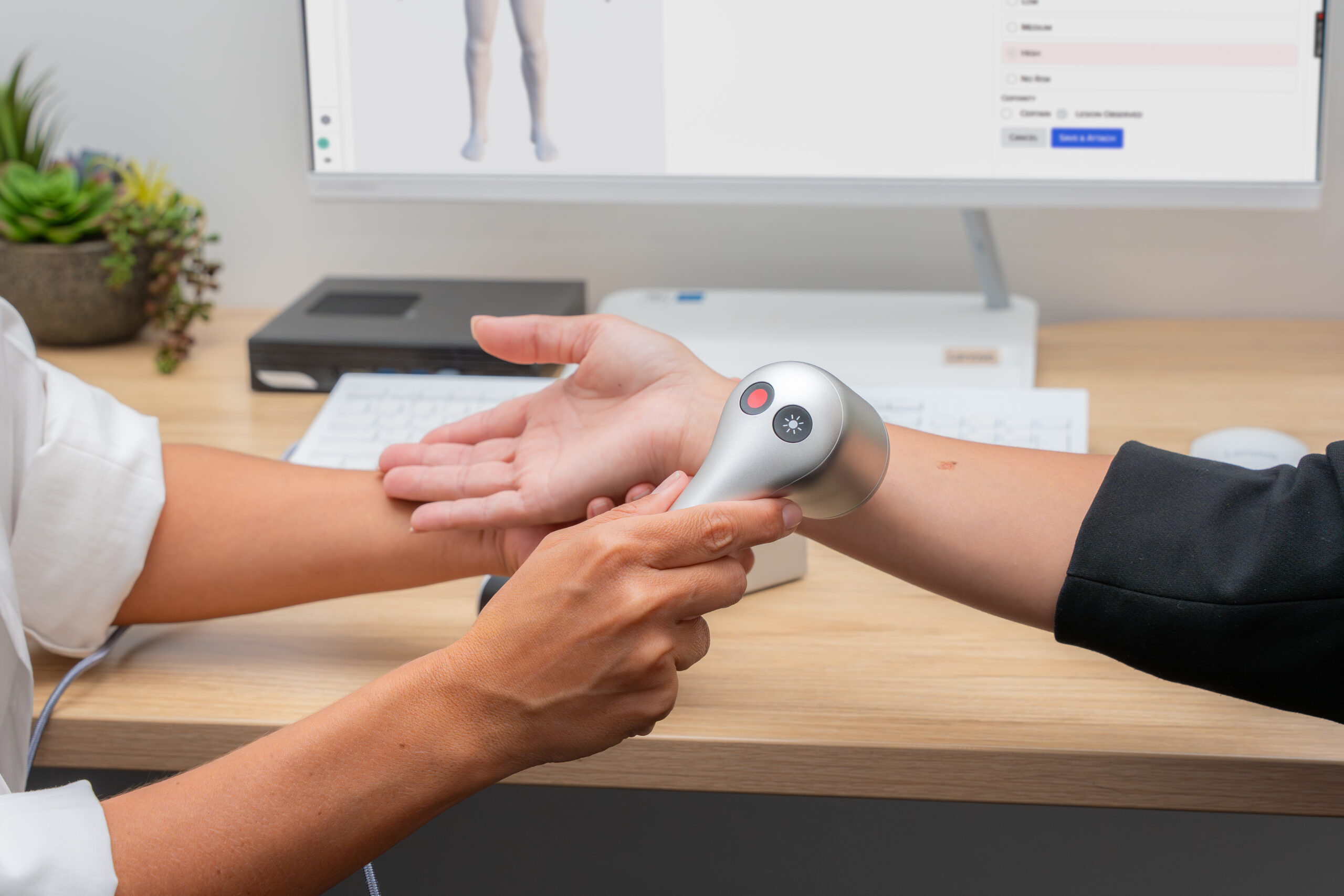 AI Melanoma Detection System for Clinics: A 2026 Guide 